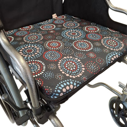 SENIORI Rollstuhlkissen Sitzkissen für Rollstuhl Sitzerhöhungv 42 x 42 x 4 cm Antidekubitus Kissen mit doppelter Schaumstoffschicht (Kopie)